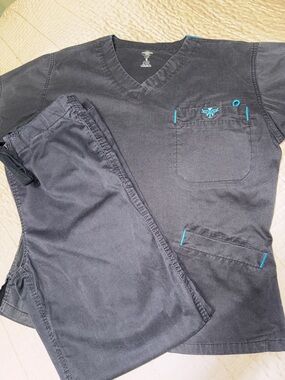 Med Couture Black Scrubs, Women’s Small